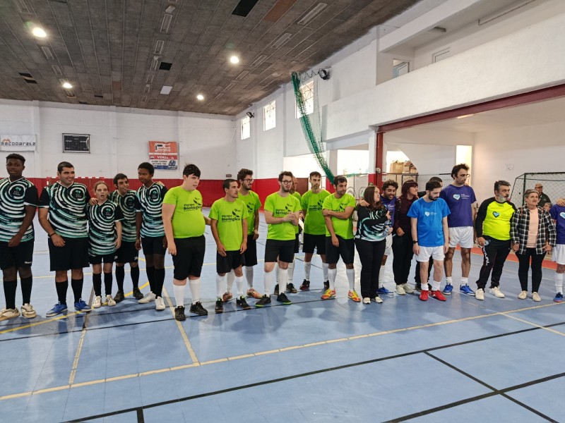 Projeto SUPERação marca presença em Encontro Inclusivo de Futsal Adaptado em Miranda do Corvo
